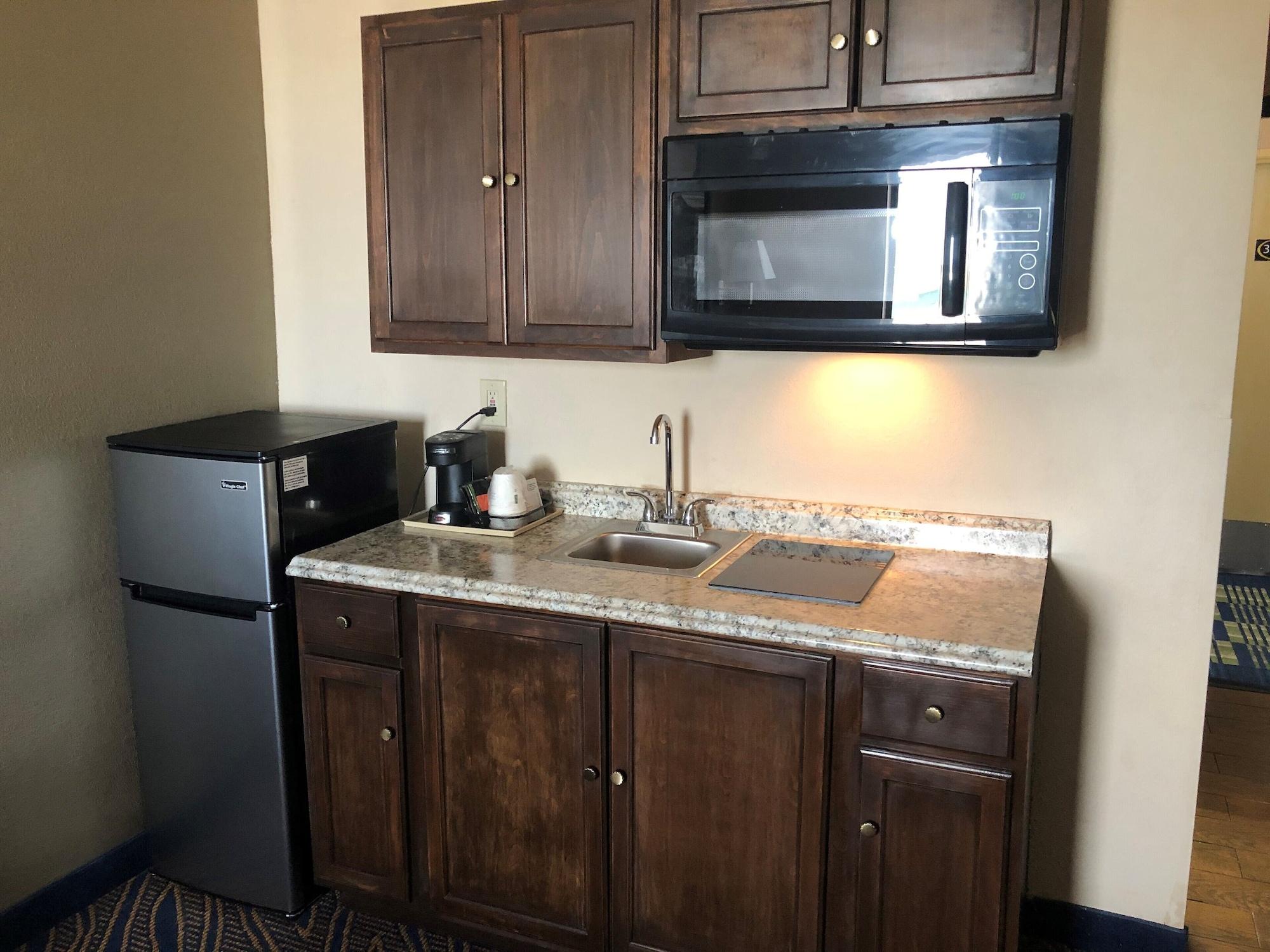 Super 8 By Wyndham Cedar City Εξωτερικό φωτογραφία