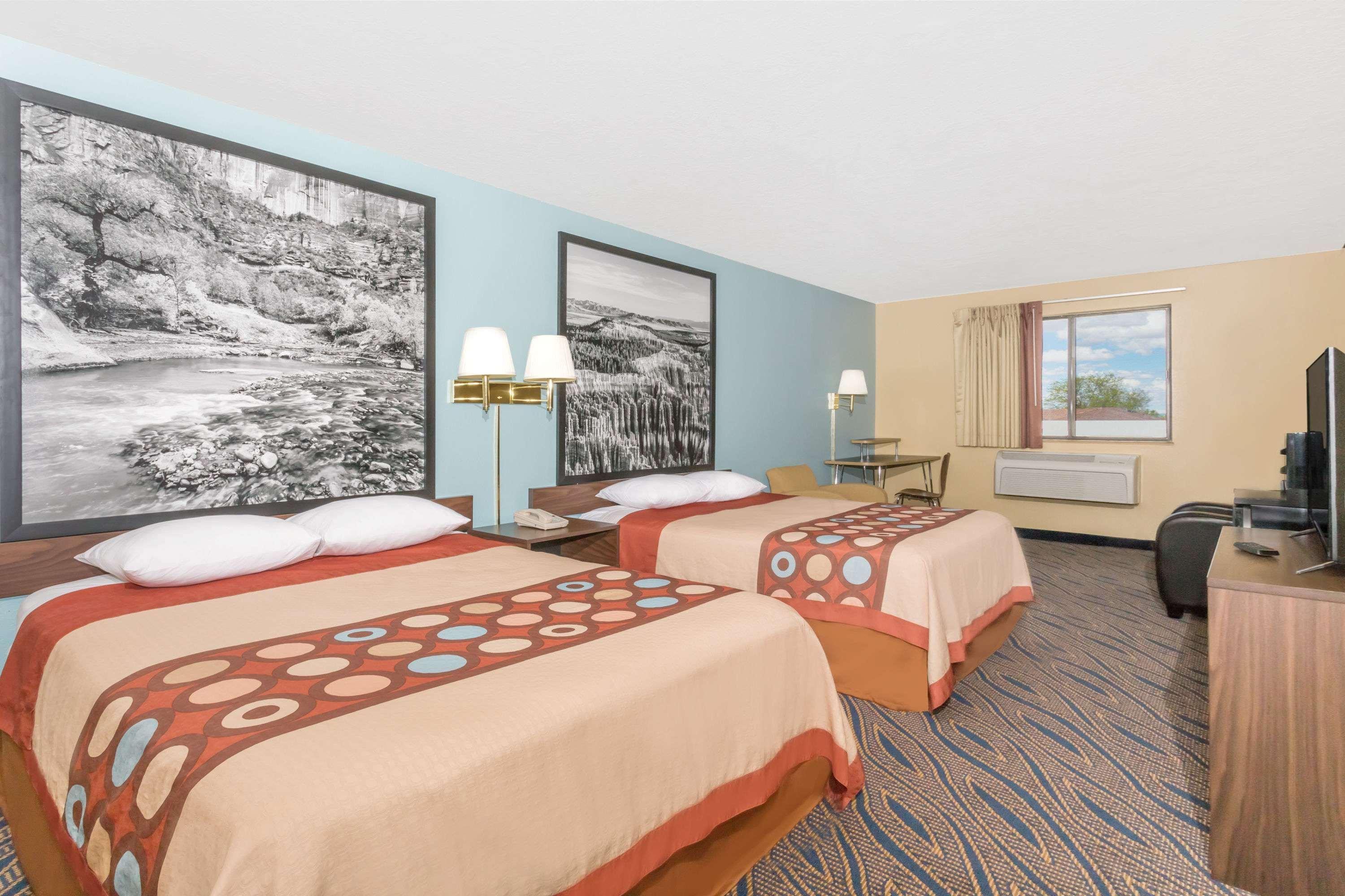 Super 8 By Wyndham Cedar City Εξωτερικό φωτογραφία