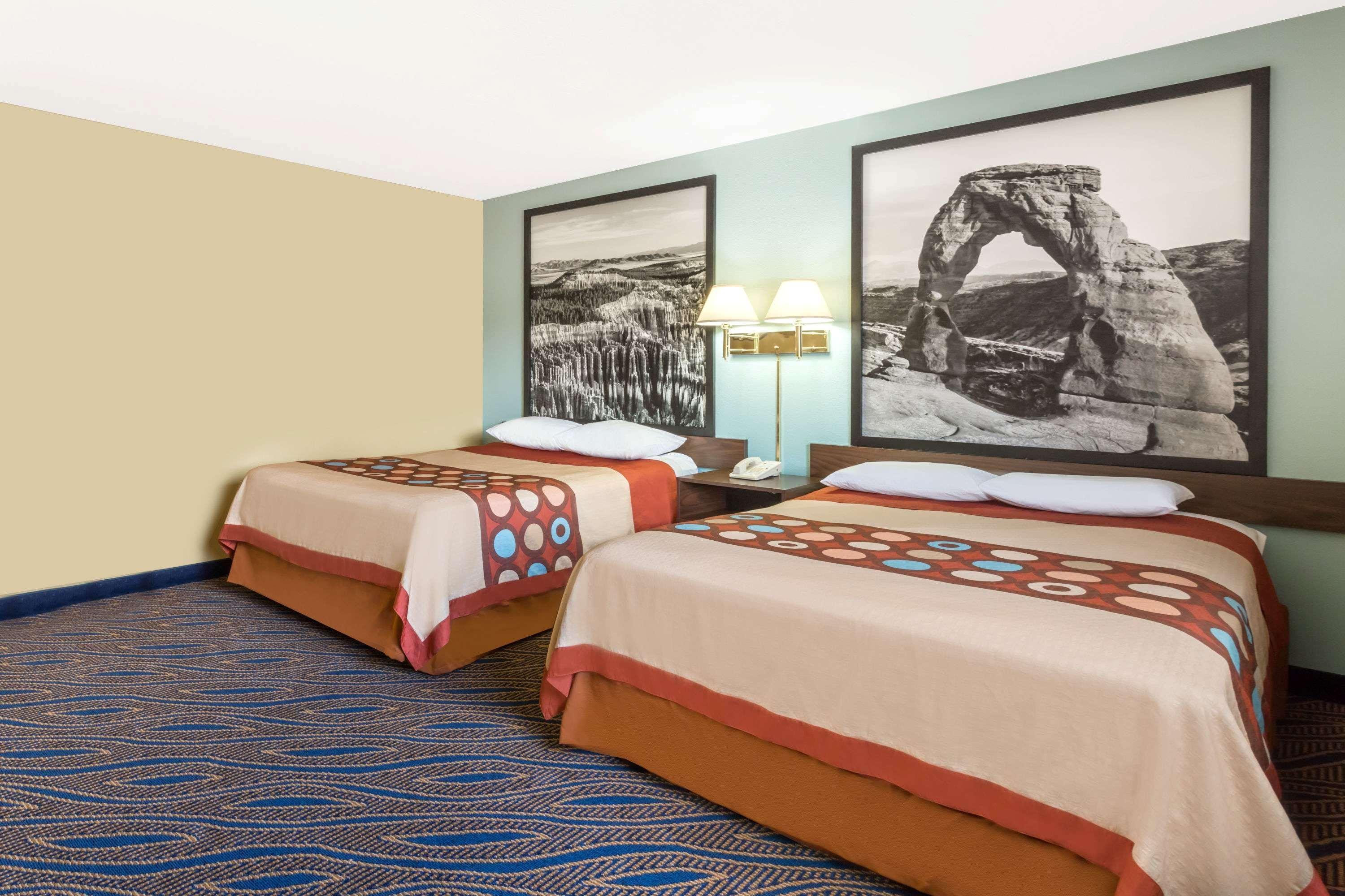 Super 8 By Wyndham Cedar City Εξωτερικό φωτογραφία